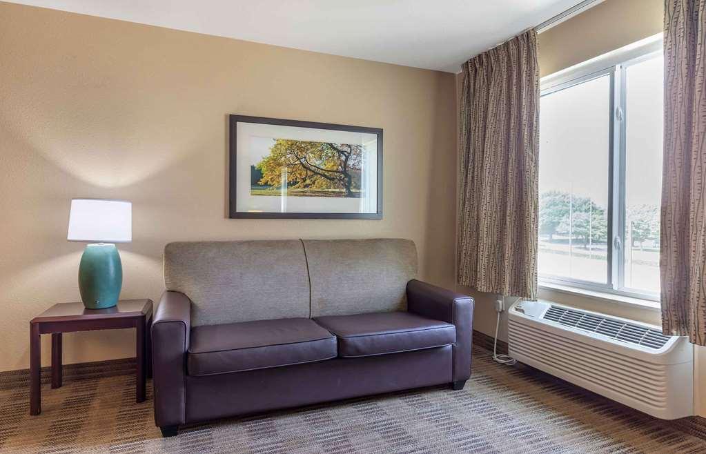 Extended Stay America Suites - San Rafael - Francisco Blvd East Room photo